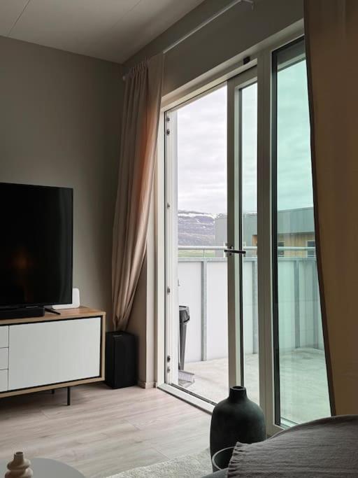 Nice & Cozy Two Bedroom Apartment With A Balcony Akureyri Eksteriør bilde
